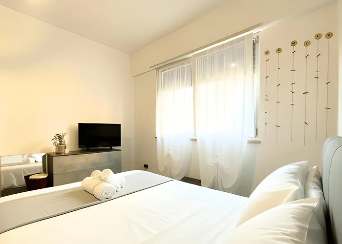 New! Cozy Retreat - 15min Colosseum & 5min Metro - Wifi, Ac Apartamento Roma